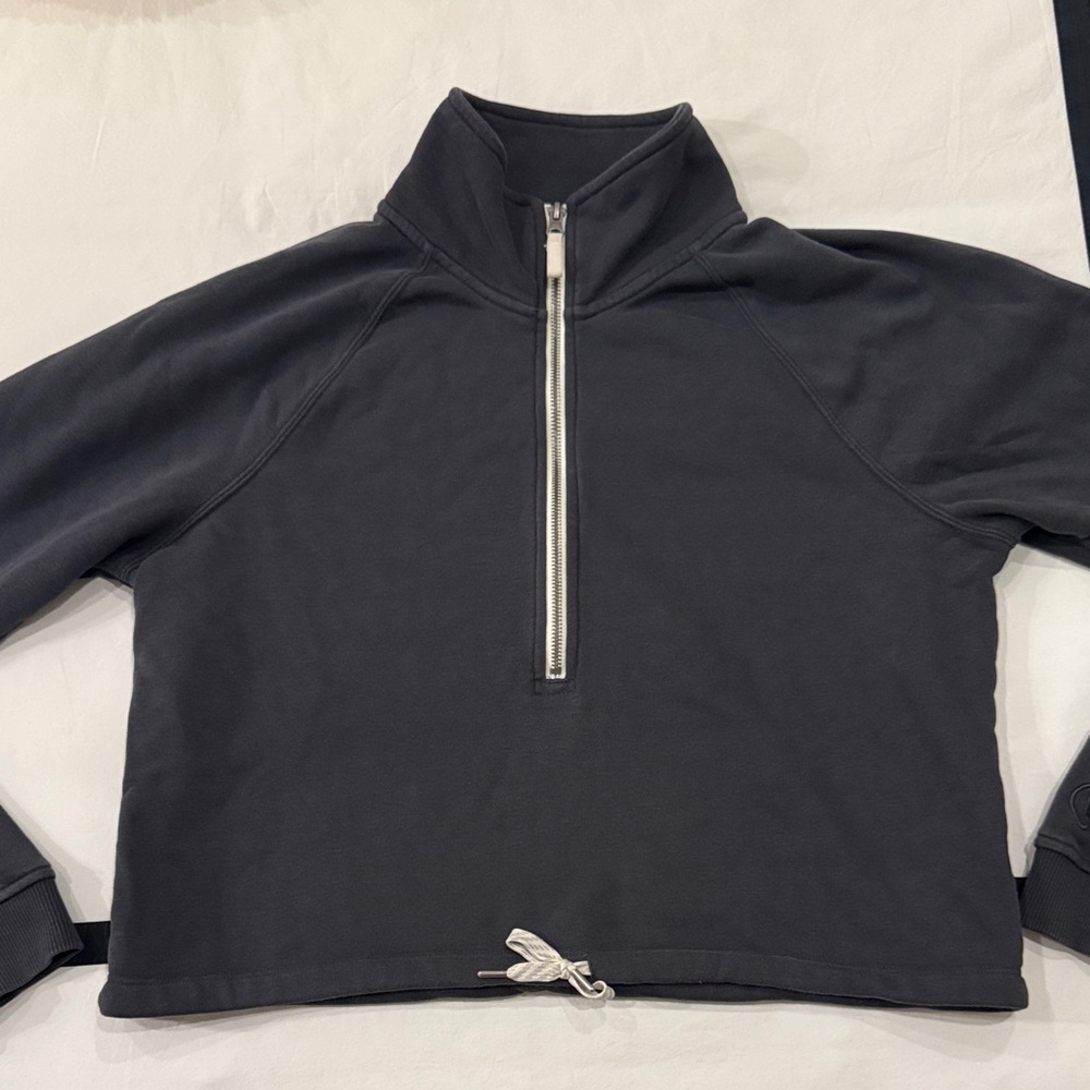 Vuori Women’s Half-Zip Pullover